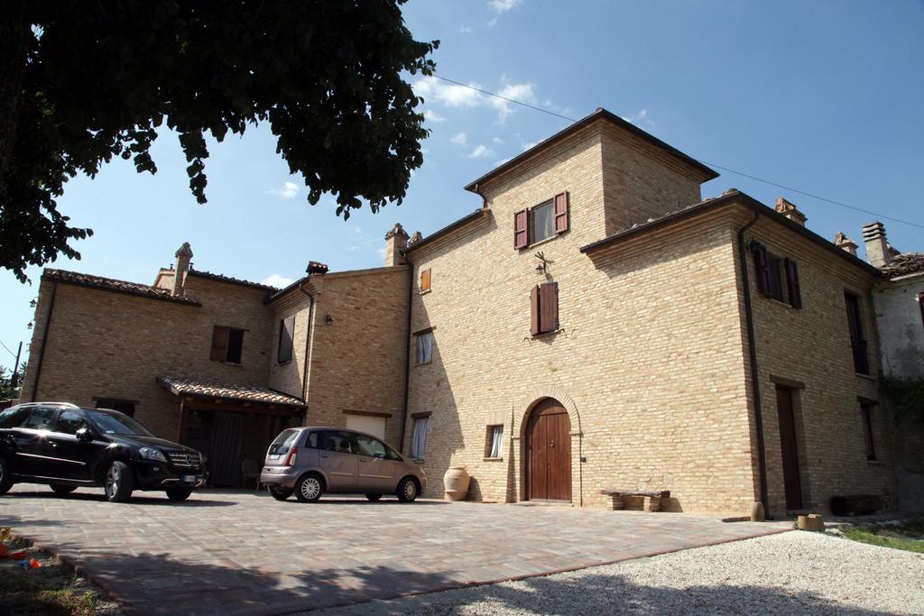 Agriturismo Sant'Antonio Villa Montegridolfo Exterior photo